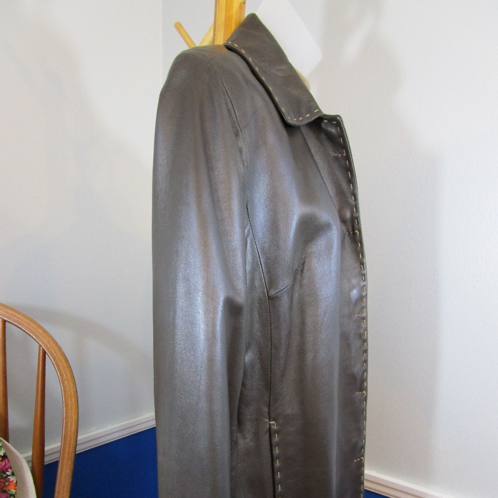 🌟2X Host Pick 🌟 Vintage Lambskin Dark Brown Leather Jacket - Picture 2 of 8